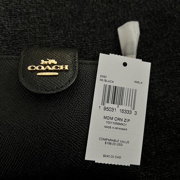 COACH purse and wallet - Picture 5 of 8